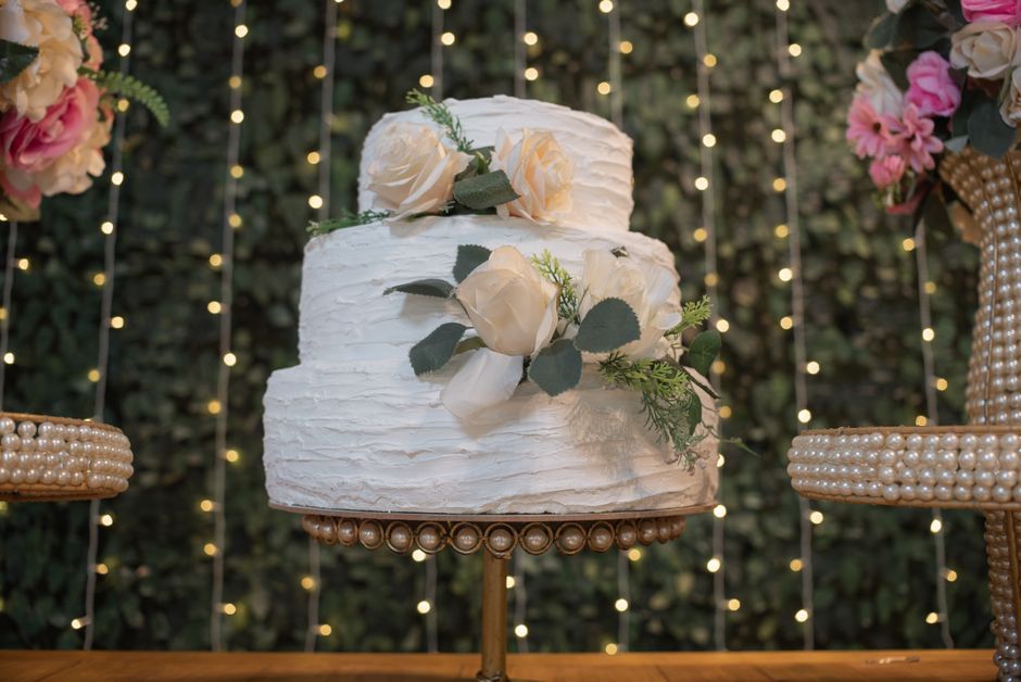 Beautiful wedding cake and desserts